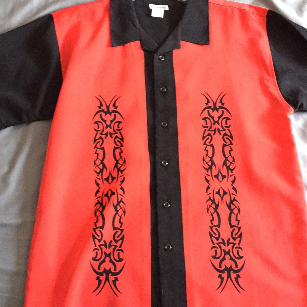 Bowling style/casual button down